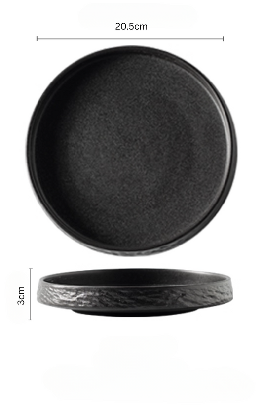Black Deep Plate 20.5 cm – versatile bowl, perfect for soup or pasta, high-fired porcelain finish