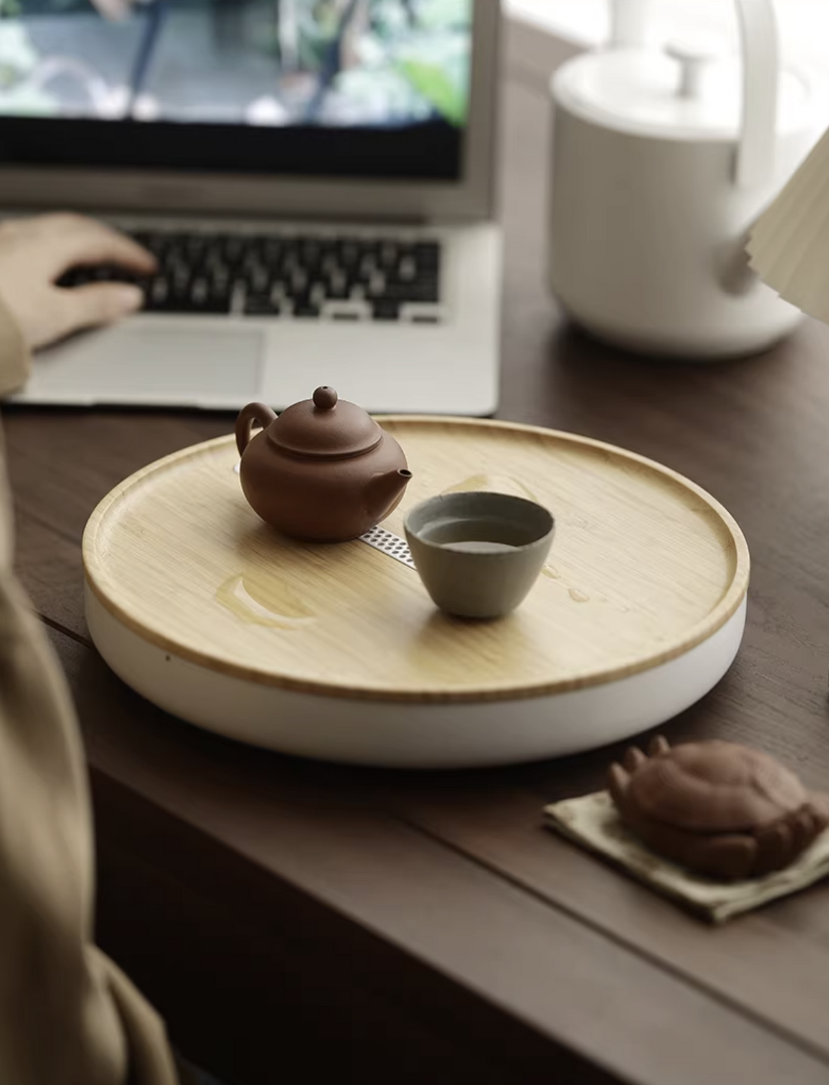 Wabi Sabi tea tray in stainless steel with bamboo top, photo 4 – Simple Palette Singapore