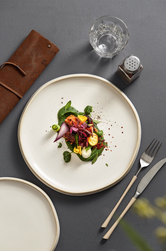 Irregular-shaped glossy porcelain flat plate, photo 1 – Simple Palette Singapore