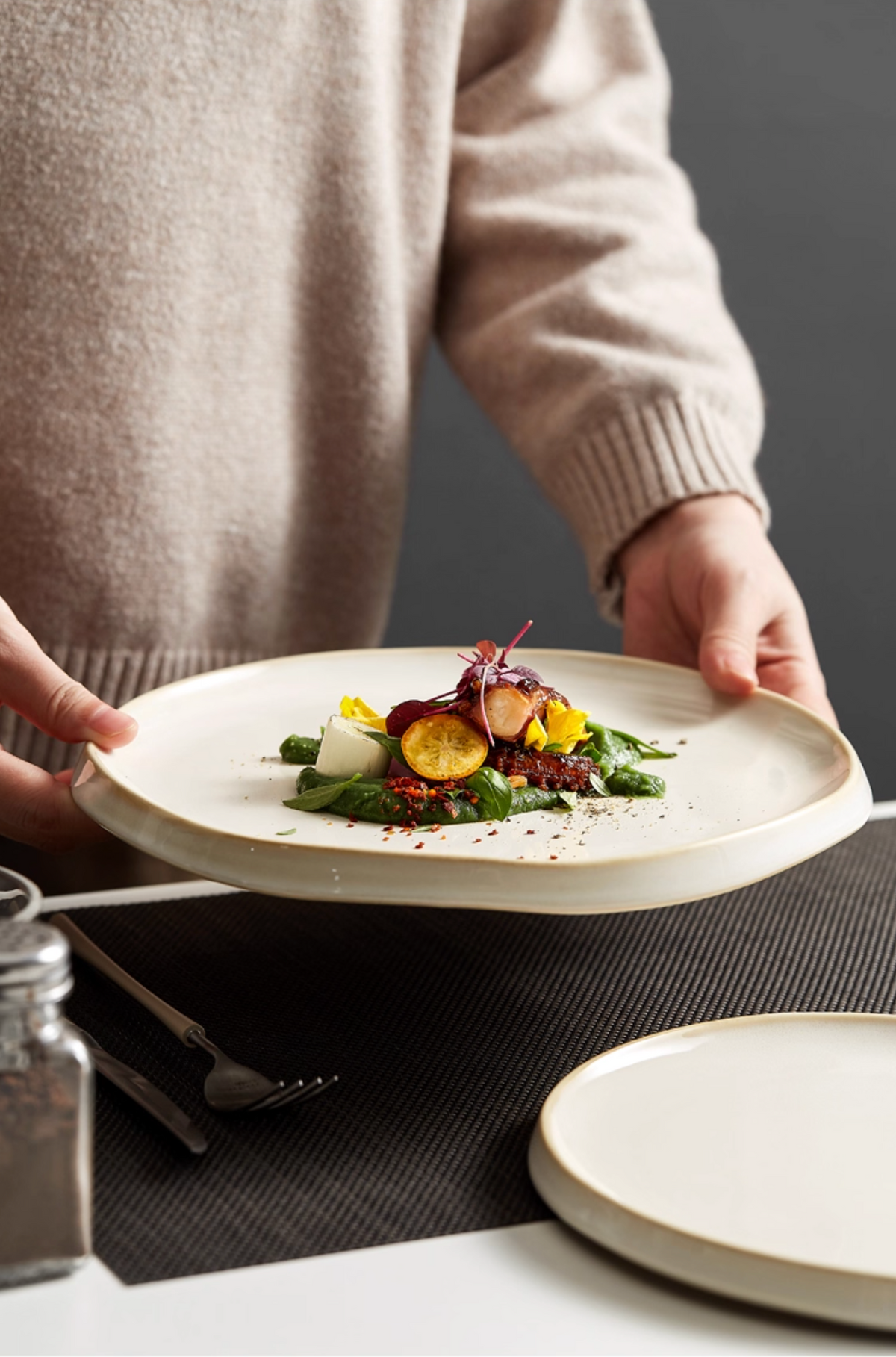 Irregular-shaped glossy porcelain flat plate, photo 5 – Simple Palette Singapore